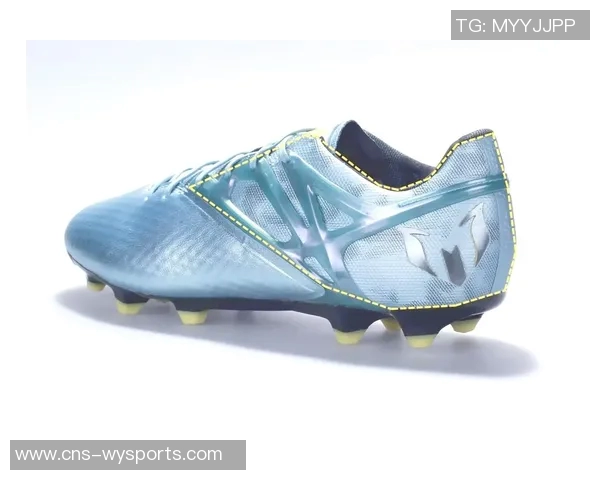 提升球技的秘密武器茵宝足球鞋助你在绿茵场上尽显风采 提升球技的秘密武器茵宝足球鞋助你在绿茵场上尽显风采